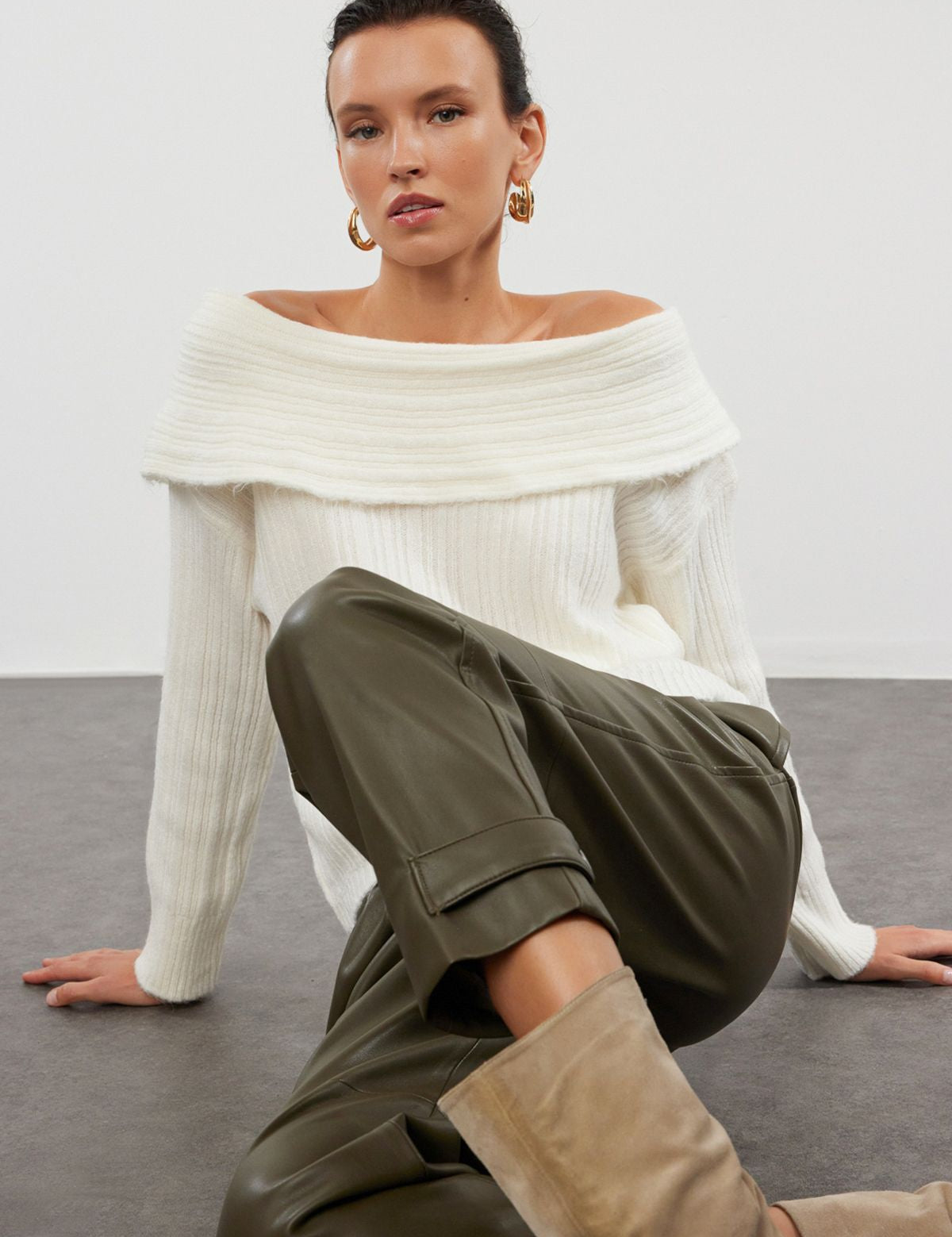 Wrap yourself in warmth with our Off-Shoulder Ribbed Knit Sweater. Featuring a chic off-shoulder design and cozy ribbed fabric, this pullover is perfect for any cold-weather occasion. Shop now for comfort and style free shipping!