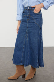 High-Waisted Denim A-Line Maxi Skirt – Effortlessly Stylish and Timeless