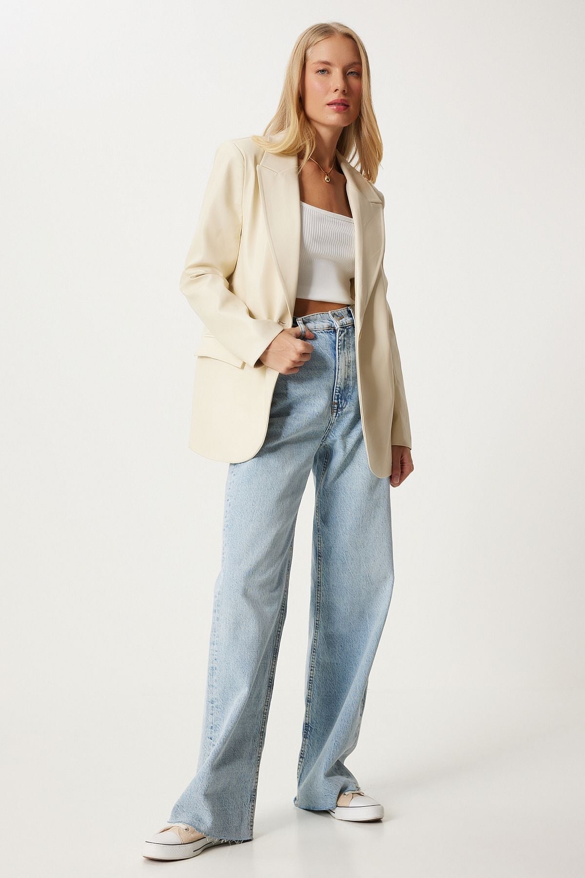 Women’s Cream Tailored Blazer | Classic Single-Breasted Jacket