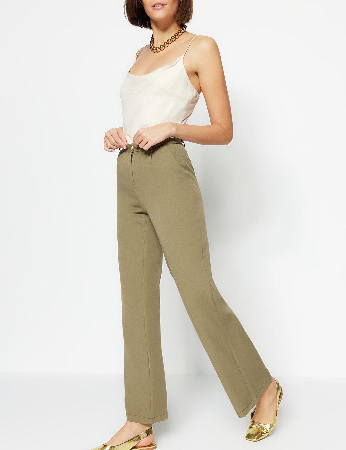 Olive Green Wide-Leg Pants
• Women’s High-Waisted Trousers
• Wide-Leg Office Pants
• Casual Wide-Leg Pants for Women
• High-Rise Trousers for Women
• Women’s Olive Green Pants
• Versatile Wide-Leg Trousers
• Comfortable Women’s Work Pants
• Stylish High-Waisted Pants
• Women’s Fashion Trousers