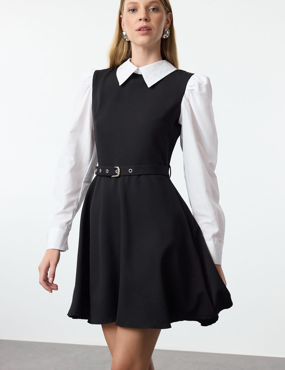 Black Sleeveless Dress with White Collar - Classic Layered Look Dress