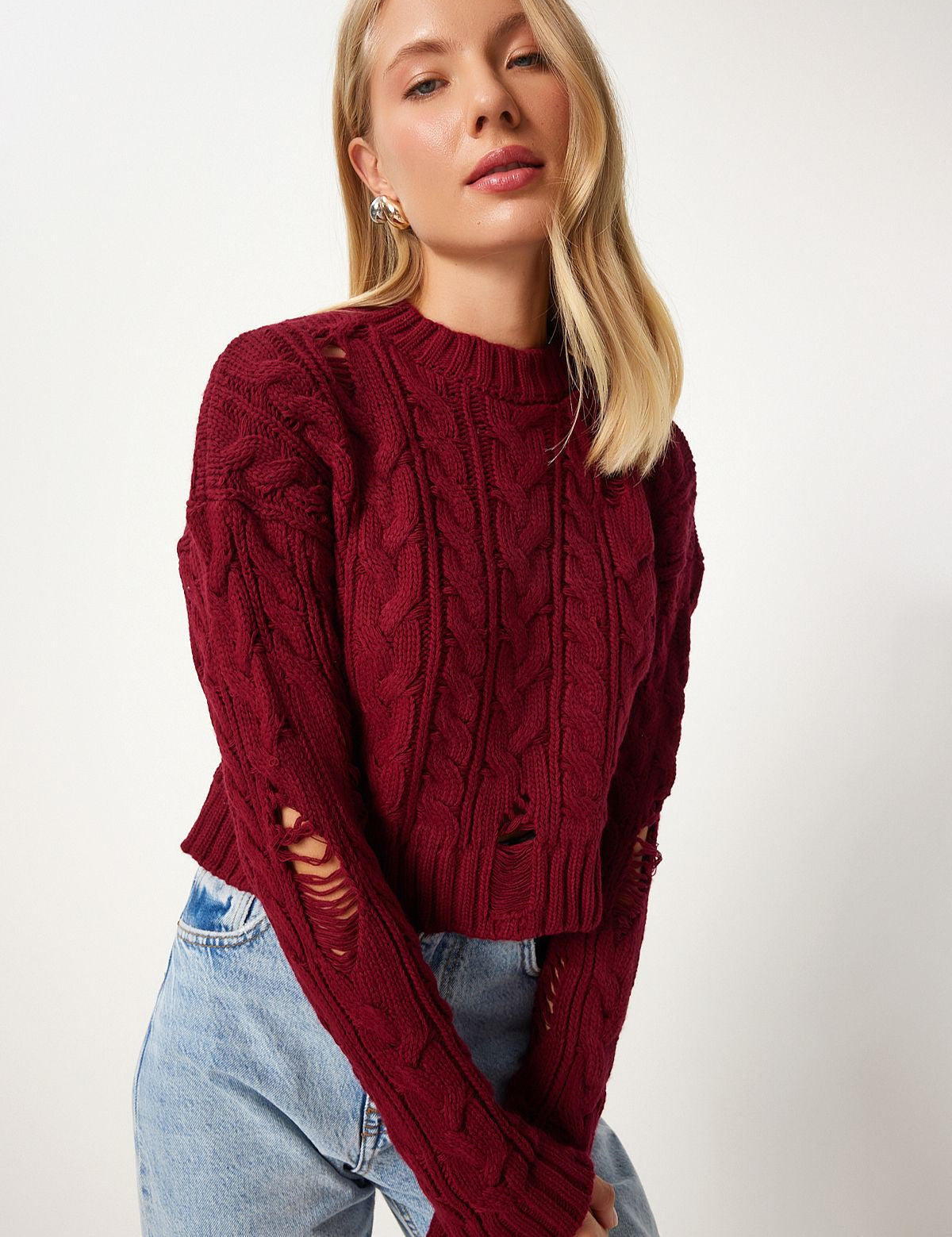  Women’s distressed knit sweater
• Burgundy cable knit sweater
• Chunky knit pullover
• Edgy knitwear for women
• Women’s fall winter sweaters
• Distressed chunky sweater
• Cozy cable knit top
• Women’s trendy knitwear
• Warm knit pullover
• Fashionable knit sweater