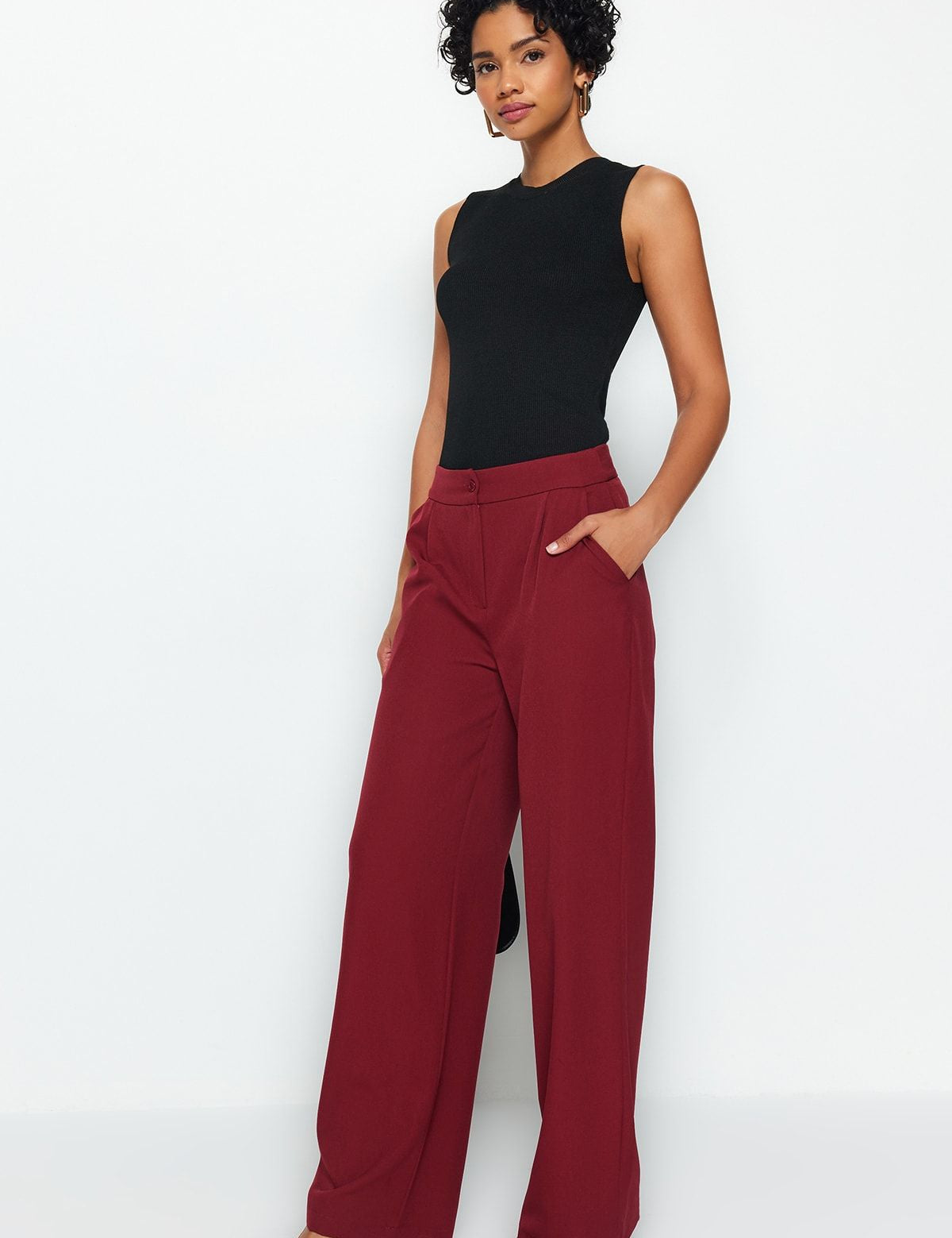 
Discover sophisticated style with our High-Waisted Wide Leg Trousers in burgundy. These tailored pants offer a chic, versatile look perfect for work or casual wear. Shop now for a refined wardrobe update!

