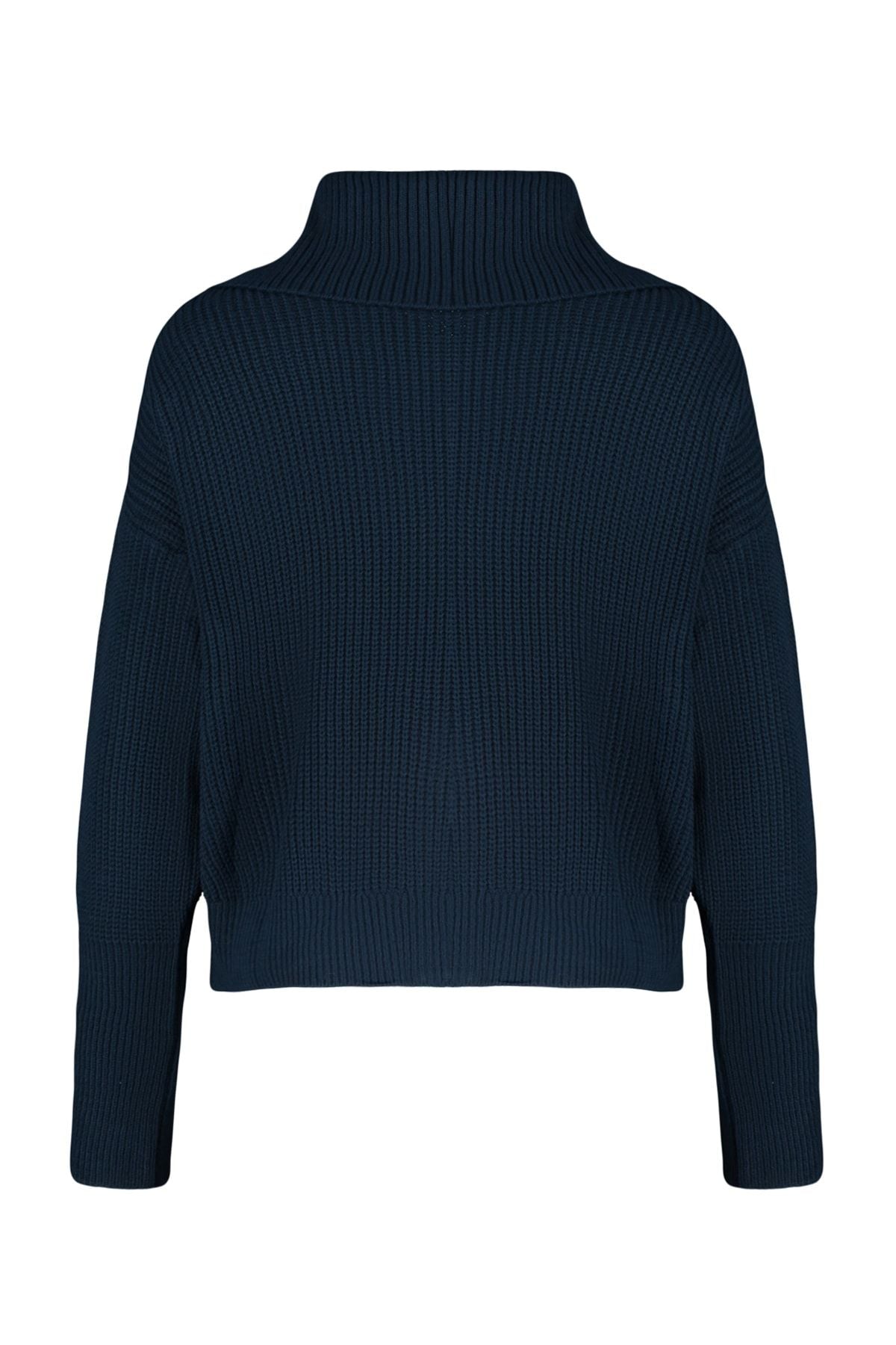 Cozy Navy Ribbed Knit Zip-Up Sweater - Perfect for Casual and Layered Looks