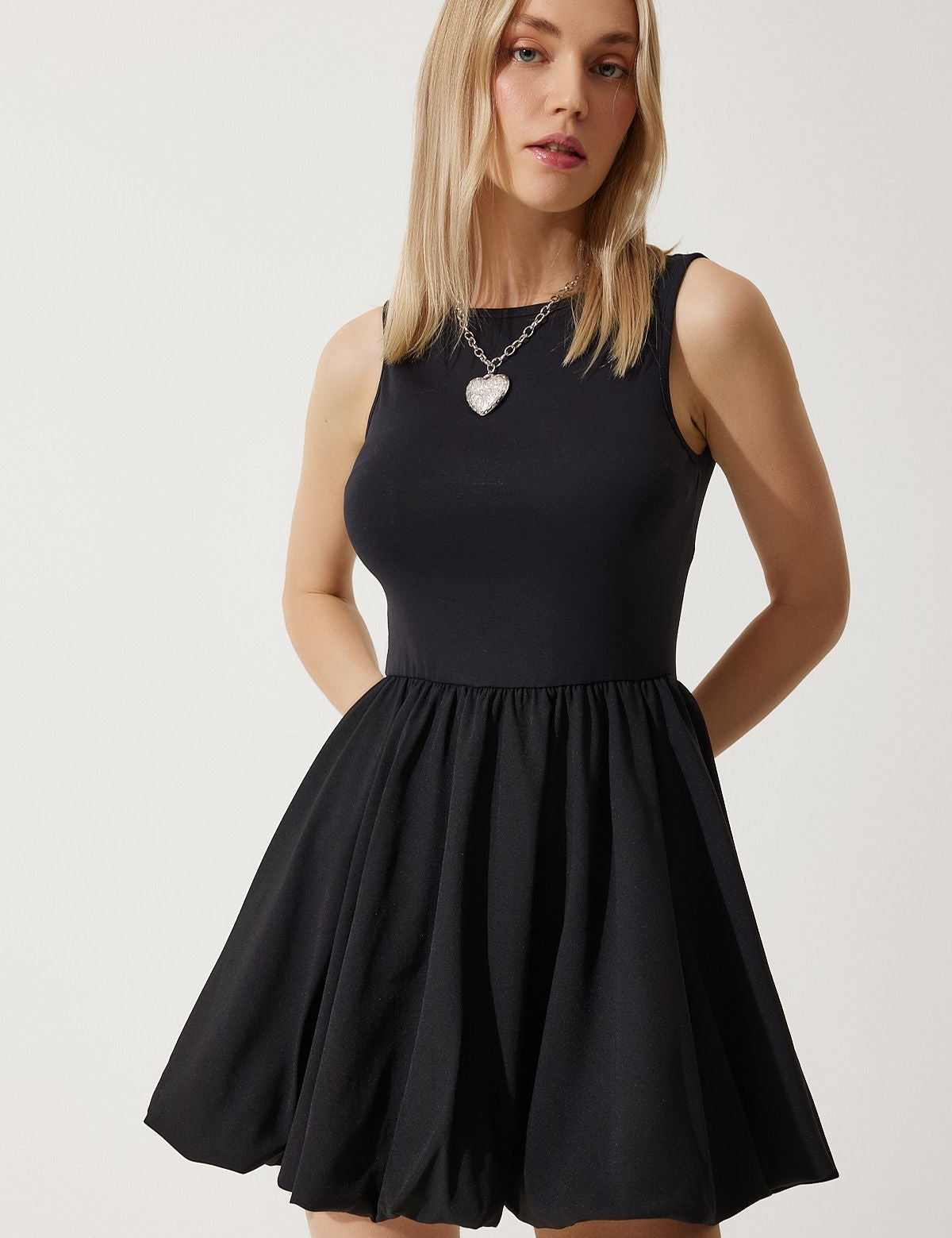 Women’s Black Sleeveless Fit-and-Flare Mini Dress