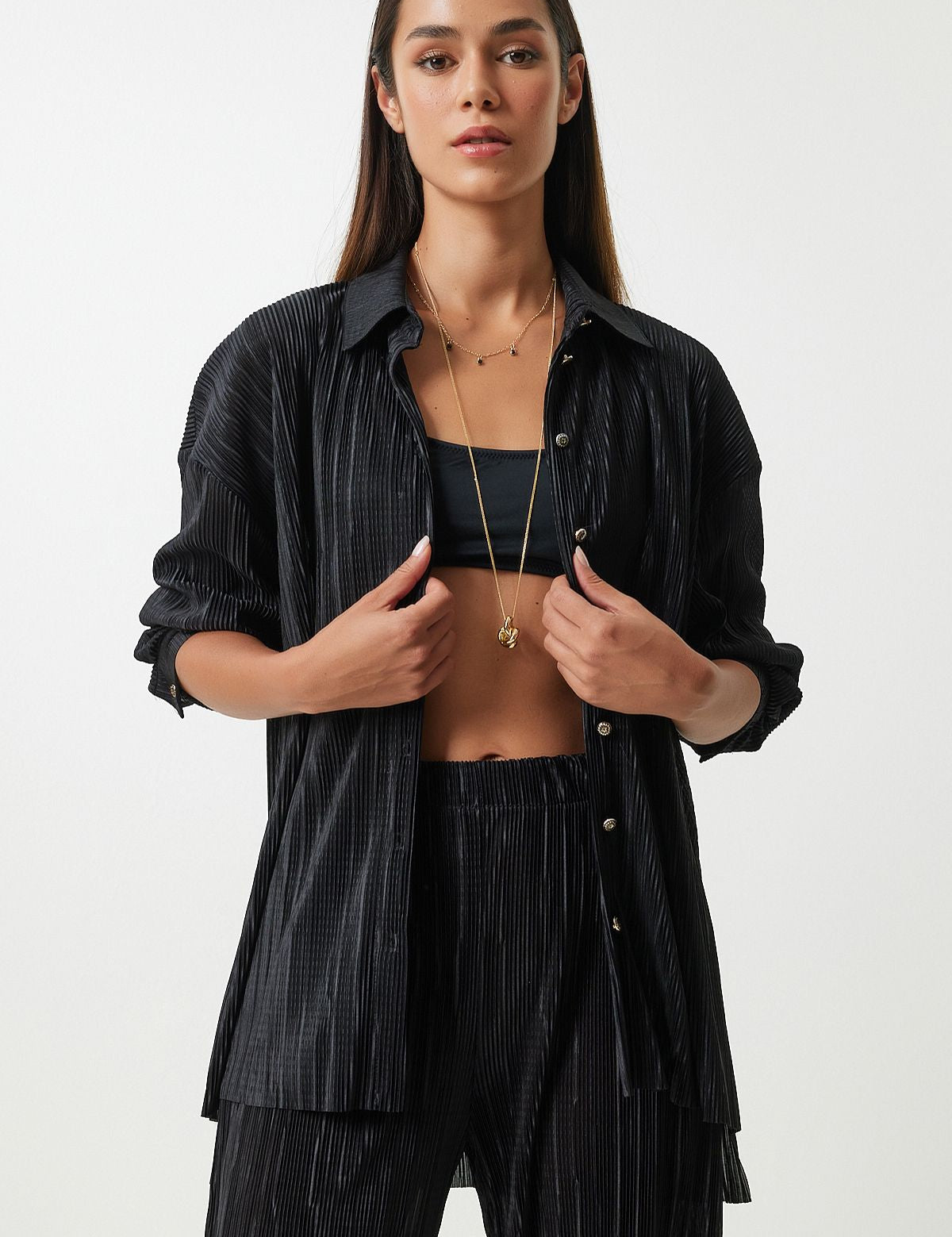 Chic Black Oversized Button-Up Shirt and Wide-Leg Trousers Set