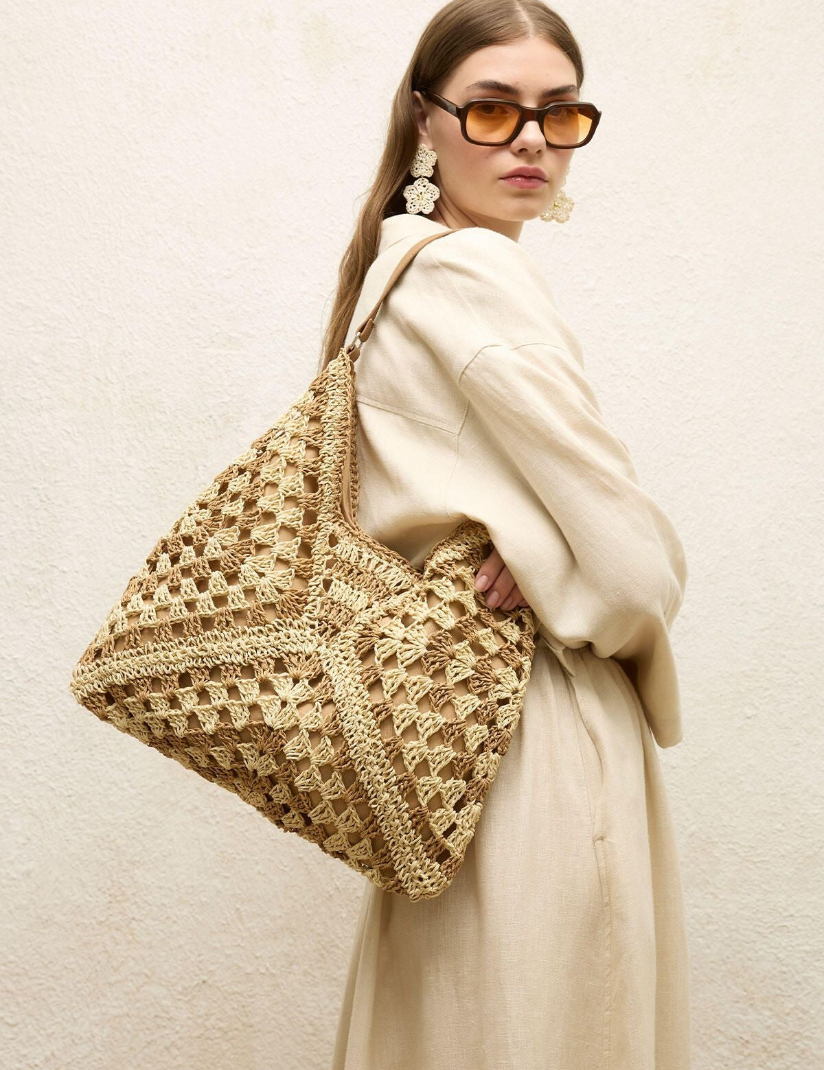 Camila Handwoven Tote Bag - Black and Natural